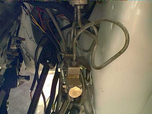 brake lines 001.jpg