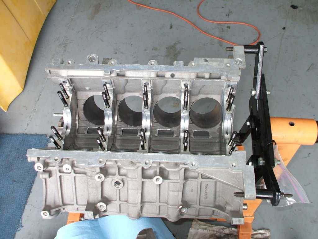 motor build 01.jpg